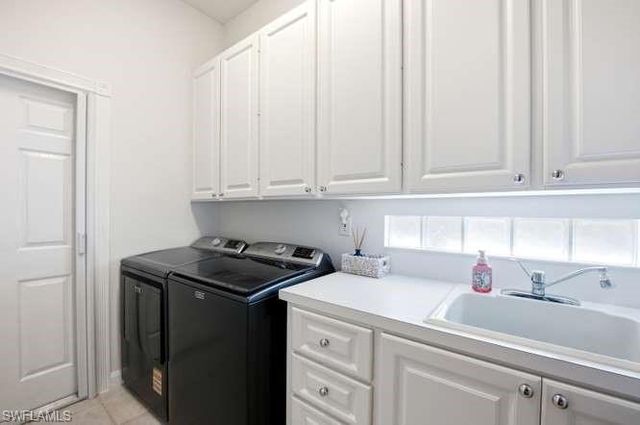 6000 Via Bella CT, Naples, FL 34109