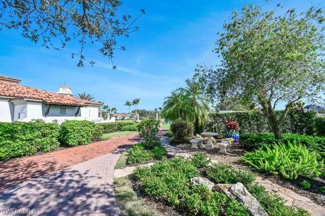 6000 Via Bella CT, Naples, FL 34109