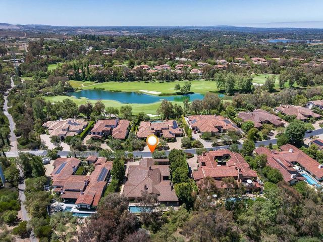 18504 Calle La Serra, Rancho Santa Fe, CA 92091