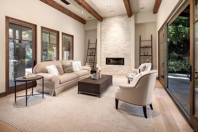 18504 Calle La Serra, Rancho Santa Fe, CA 92091