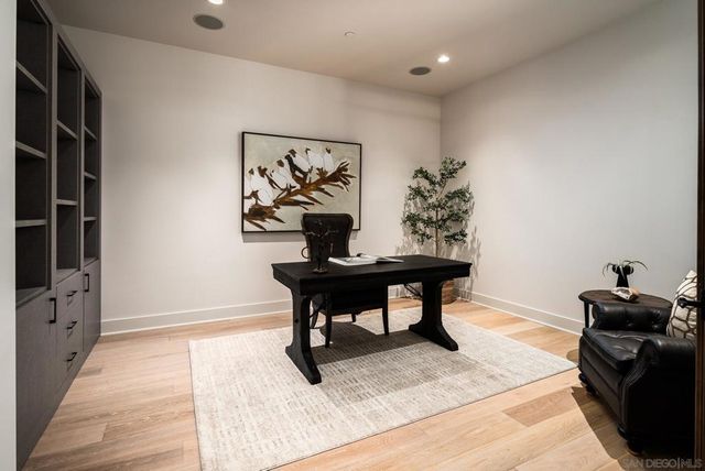 18504 Calle La Serra, Rancho Santa Fe, CA 92091