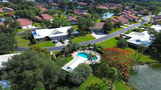 3825 WILSHIRE CIRCLE 1, Sarasota, FL 34238