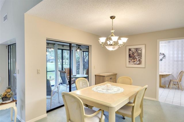 3825 WILSHIRE CIRCLE 1, Sarasota, FL 34238