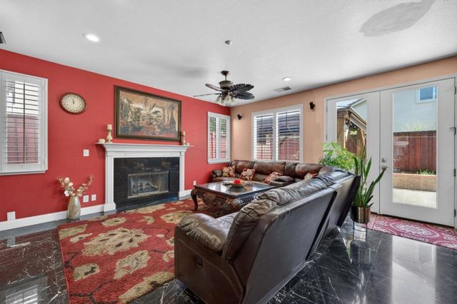 34237 Torrey Pine Lane, Union City, CA 94587