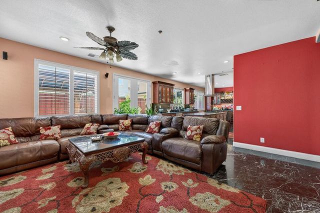 34237 Torrey Pine Lane, Union City, CA 94587