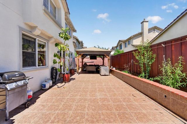 34237 Torrey Pine Lane, Union City, CA 94587