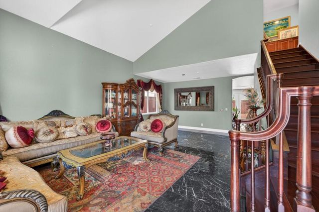34237 Torrey Pine Lane, Union City, CA 94587