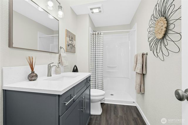 4808 25th Avenue SW, Seattle, WA 98106