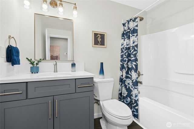 4808 25th Avenue SW, Seattle, WA 98106