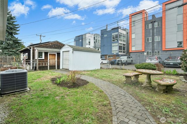 4808 25th Avenue SW, Seattle, WA 98106