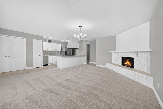 555 Hawthorne Drive, Allen, TX 75002