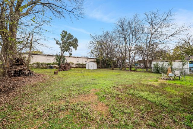 315 Rea Avenue, Lancaster, TX 75146