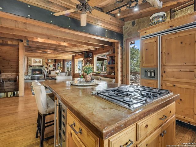 27728 Ramblewood Street, San Antonio, TX 78261