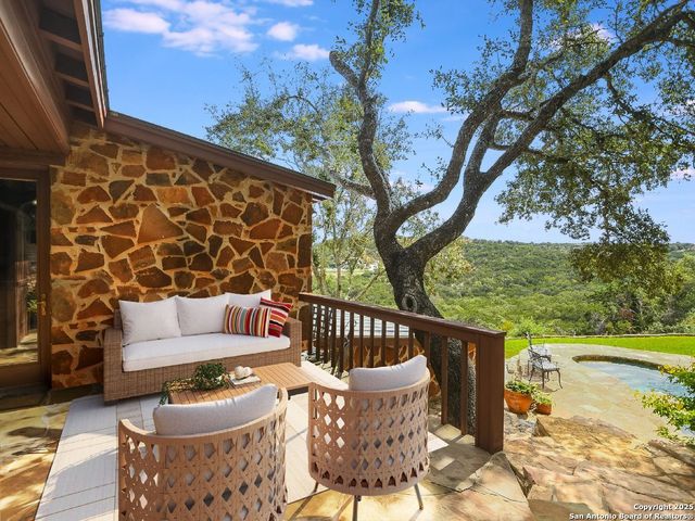 27728 Ramblewood Street, San Antonio, TX 78261