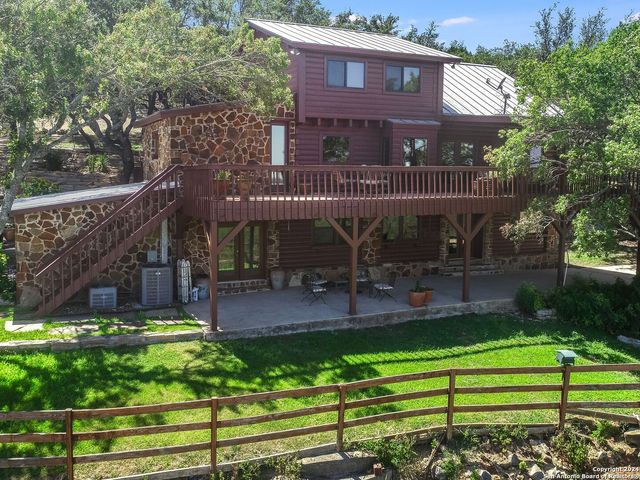 27728 Ramblewood Street, San Antonio, TX 78261