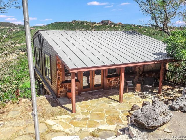 27728 Ramblewood Street, San Antonio, TX 78261