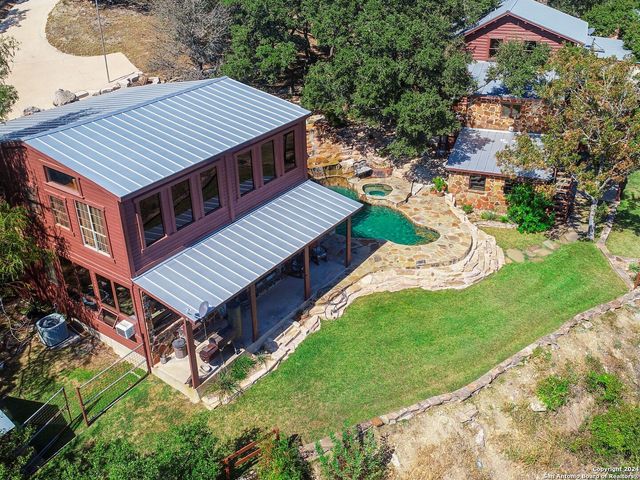 27728 Ramblewood Street, San Antonio, TX 78261