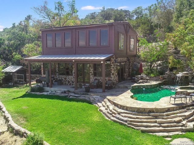 27728 Ramblewood Street, San Antonio, TX 78261