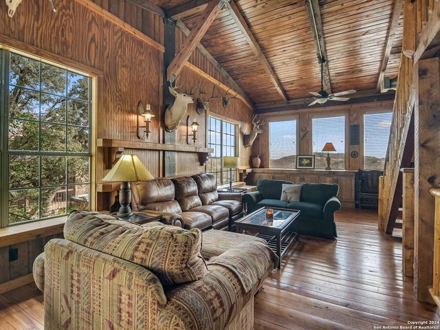 27728 Ramblewood Street, San Antonio, TX 78261