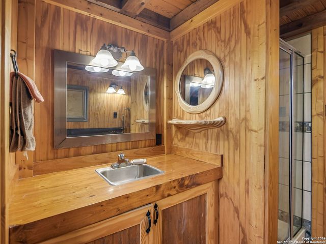 27728 Ramblewood Street, San Antonio, TX 78261