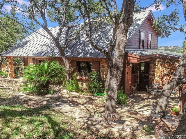 27728 Ramblewood Street, San Antonio, TX 78261