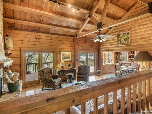 27728 Ramblewood Street, San Antonio, TX 78261