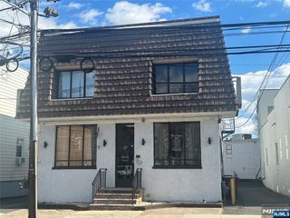 684 Passaic Avenue 2R, Nutley, NJ 07110