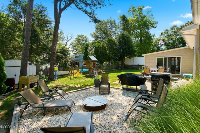 2090 Crestwood Drive, Forked River, NJ 08731