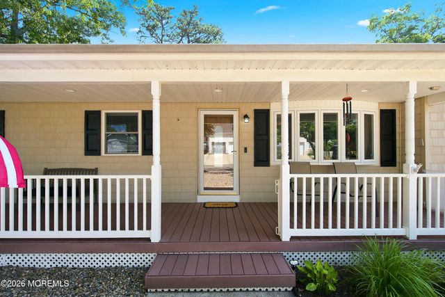 2090 Crestwood Drive, Forked River, NJ 08731