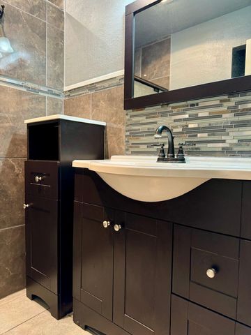 5722 2nd Place, Lubbock, TX 79416