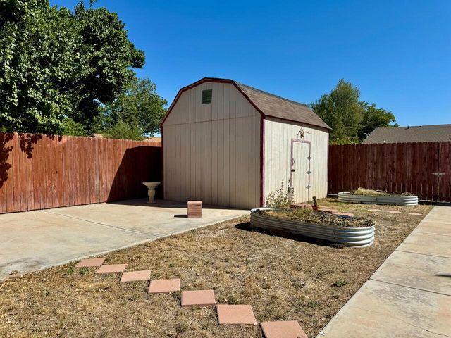 5722 2nd Place, Lubbock, TX 79416