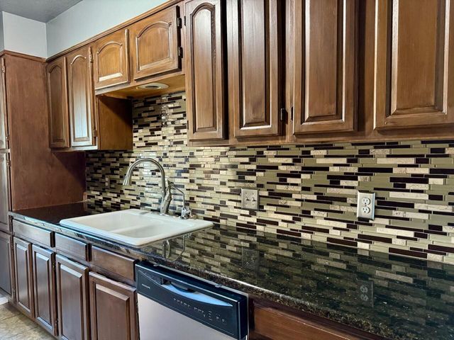 5722 2nd Place, Lubbock, TX 79416