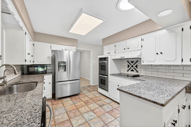 3763 Vinecrest Drive, Dallas, TX 75229