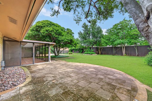 3763 Vinecrest Drive, Dallas, TX 75229