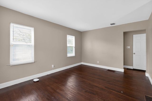 2181 Middlehurst Drive, Columbus, OH 43219