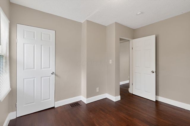 2181 Middlehurst Drive, Columbus, OH 43219