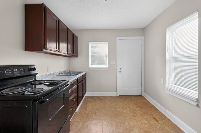 2181 Middlehurst Drive, Columbus, OH 43219