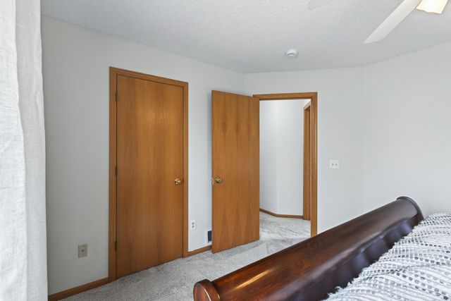 916 12th Street, Farmington, MN 55024