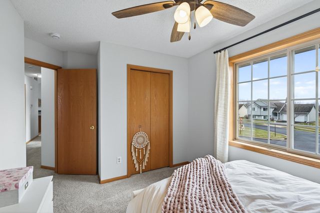 916 12th Street, Farmington, MN 55024