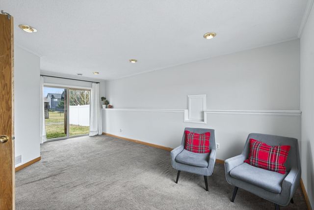 916 12th Street, Farmington, MN 55024