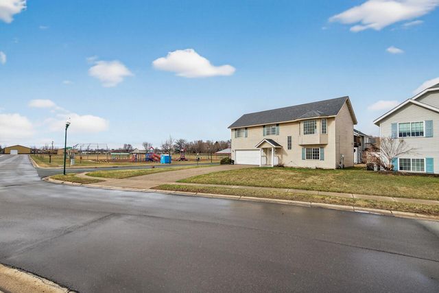 916 12th Street, Farmington, MN 55024