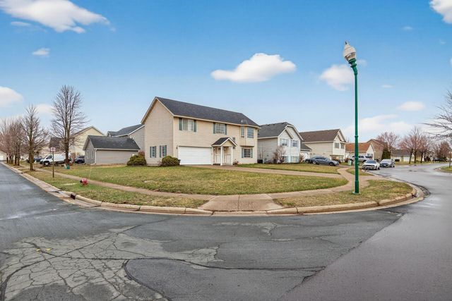 916 12th Street, Farmington, MN 55024