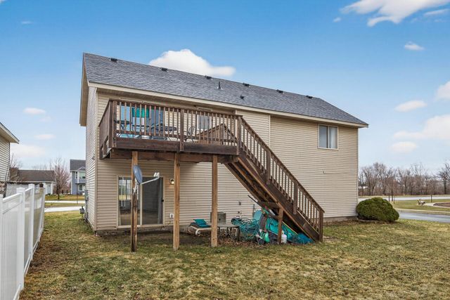 916 12th Street, Farmington, MN 55024