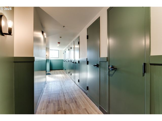 488 Main St, Springfield, OR 97477