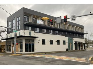 488 Main St, Springfield, OR 97477