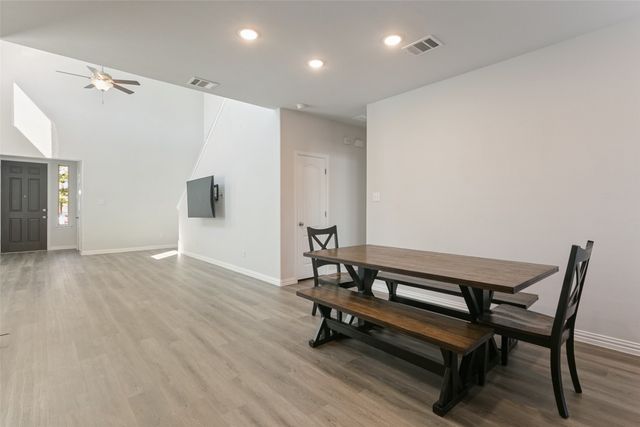 1989 Hope Tinley Court, Lewisville, TX 75077