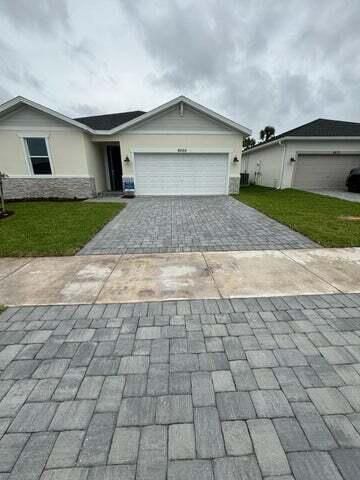 8666 Dahlia Circle, Port St. Lucie, Port St Lucie, FL 34986