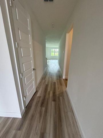 8666 Dahlia Circle, Port St. Lucie, Port St Lucie, FL 34986