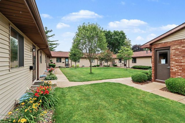 5158 Green Meadow Road 36, Oshtemo Twp, MI 49009