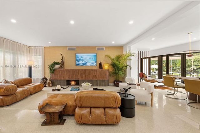 500 NE 96th St, Miami Shores, FL 33138